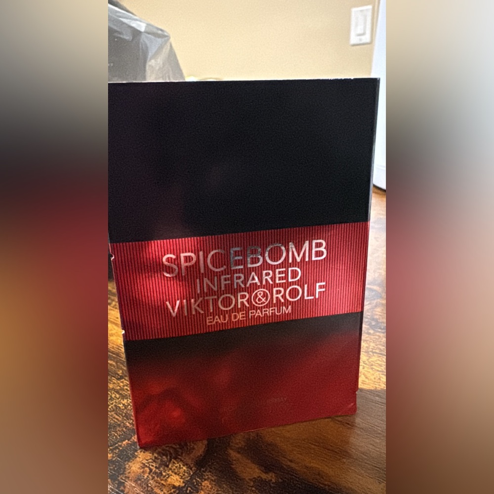 Viktor & Rolf Spicebomb Infrared Eau de Parfum 1.5